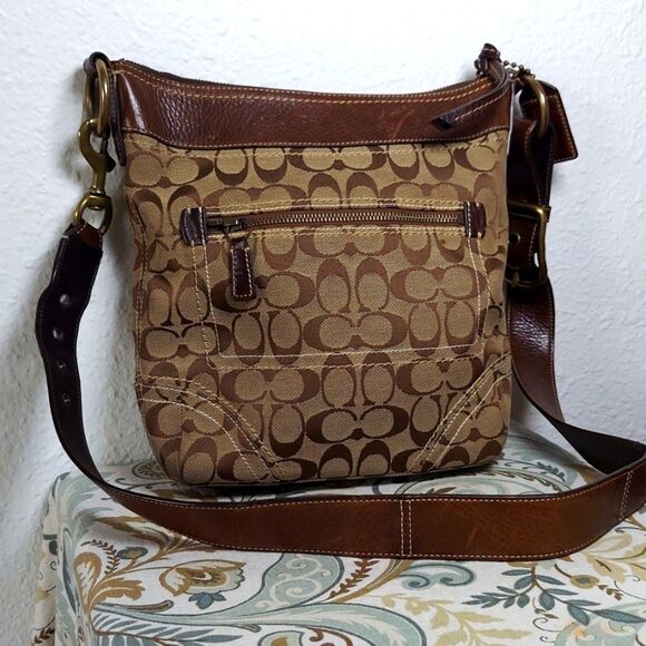 Vintage Coach Signature C Monogram Crossbody Bag - Picture 1 of 16